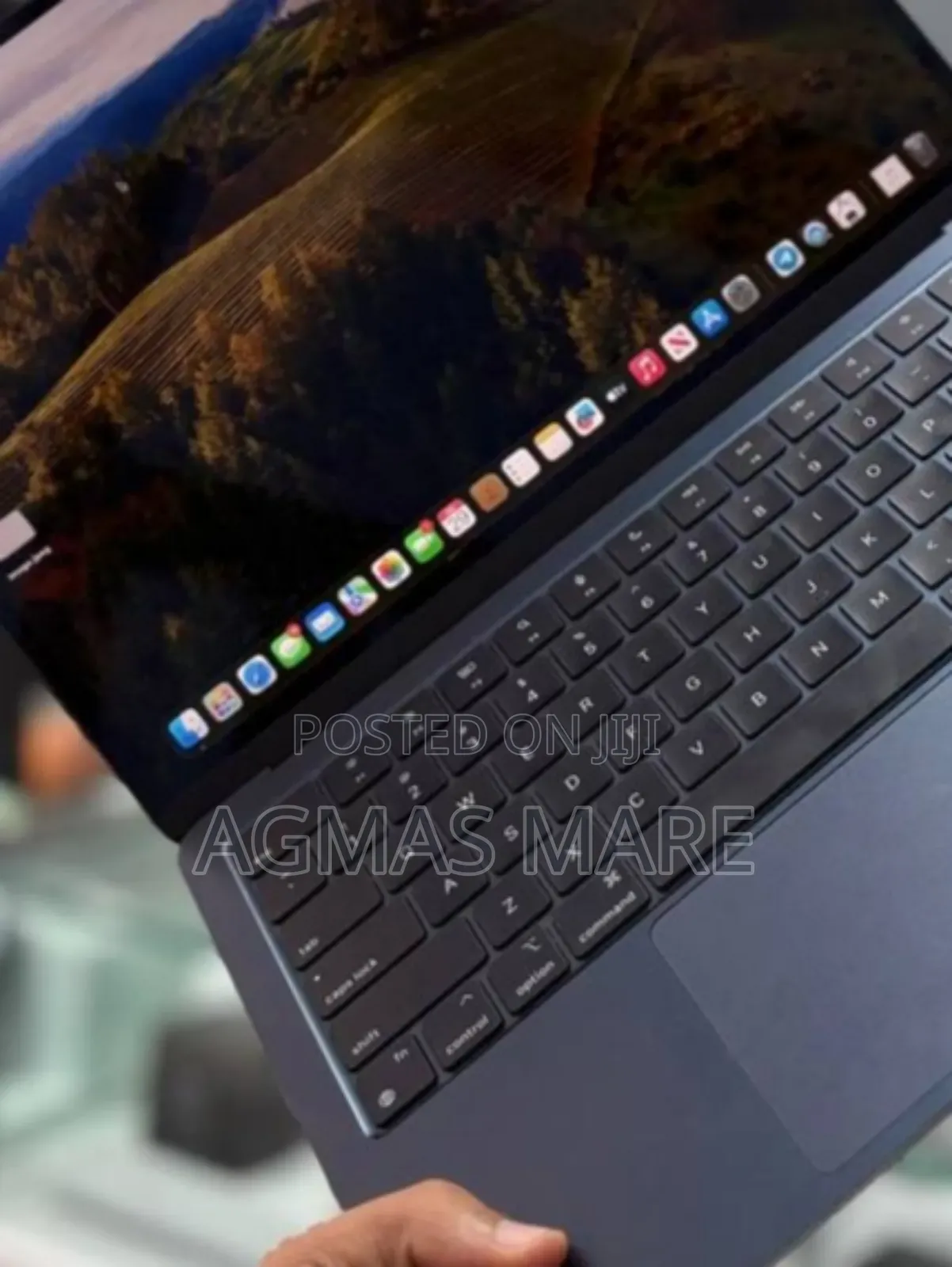 New Laptop Apple MacBook Air 2022 M2 8GB Apple M2 SSD 256GB