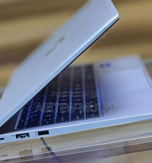 Photo - New Laptop HP ProBook 440 G8 16GB Intel Core I7 SSD 512GB