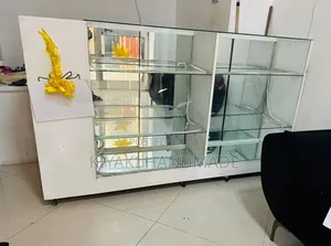 Photo - Used Display