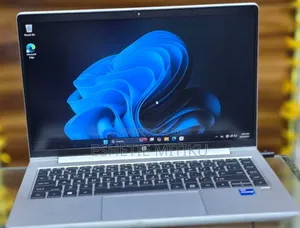 New Laptop HP ProBook 440 G8 16GB Intel Core I7 SSD 512GB