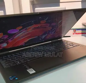 New Laptop Lenovo Yoga 7i 12GB Intel Core I7 SSD 512GB