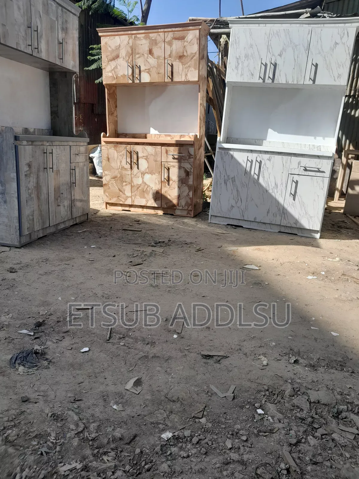 ኪችን በ ላምኔት የተሰራ 1.20