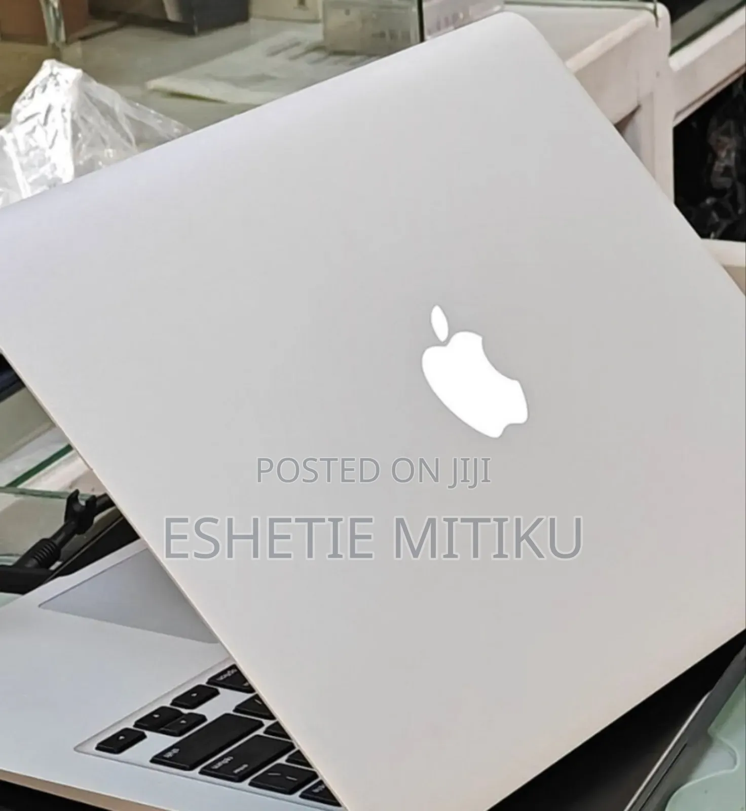 New Laptop Apple MacBook Air 2017 8GB Intel Core I5 SSD 256GB