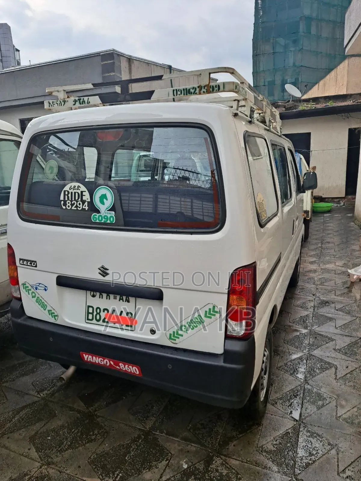 Suzuki Eeco 2024 White