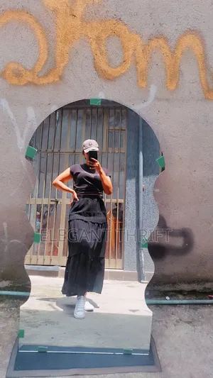 ጉርድ ቀሚስ ለባለ ቀሚሱዋ