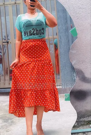 ጉርድ ቀሚስ ለባለ ቀሚሱዋ