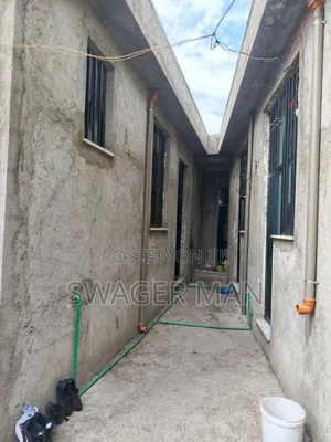 Furnished 5bdrm Villa in Tafo, Yeka for sale