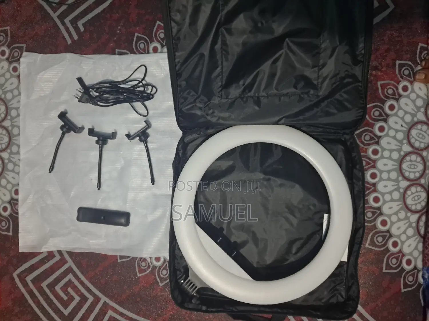 18” Ring Light + Carry Bag + With 2m Adjustable Stand