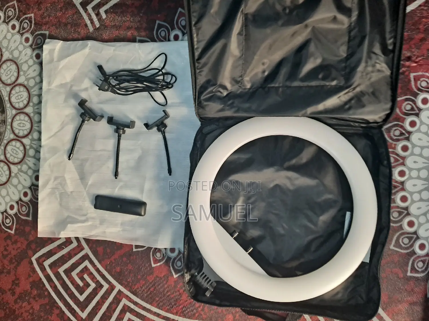 18” Ring Light + Carry Bag + With 2m Adjustable Stand