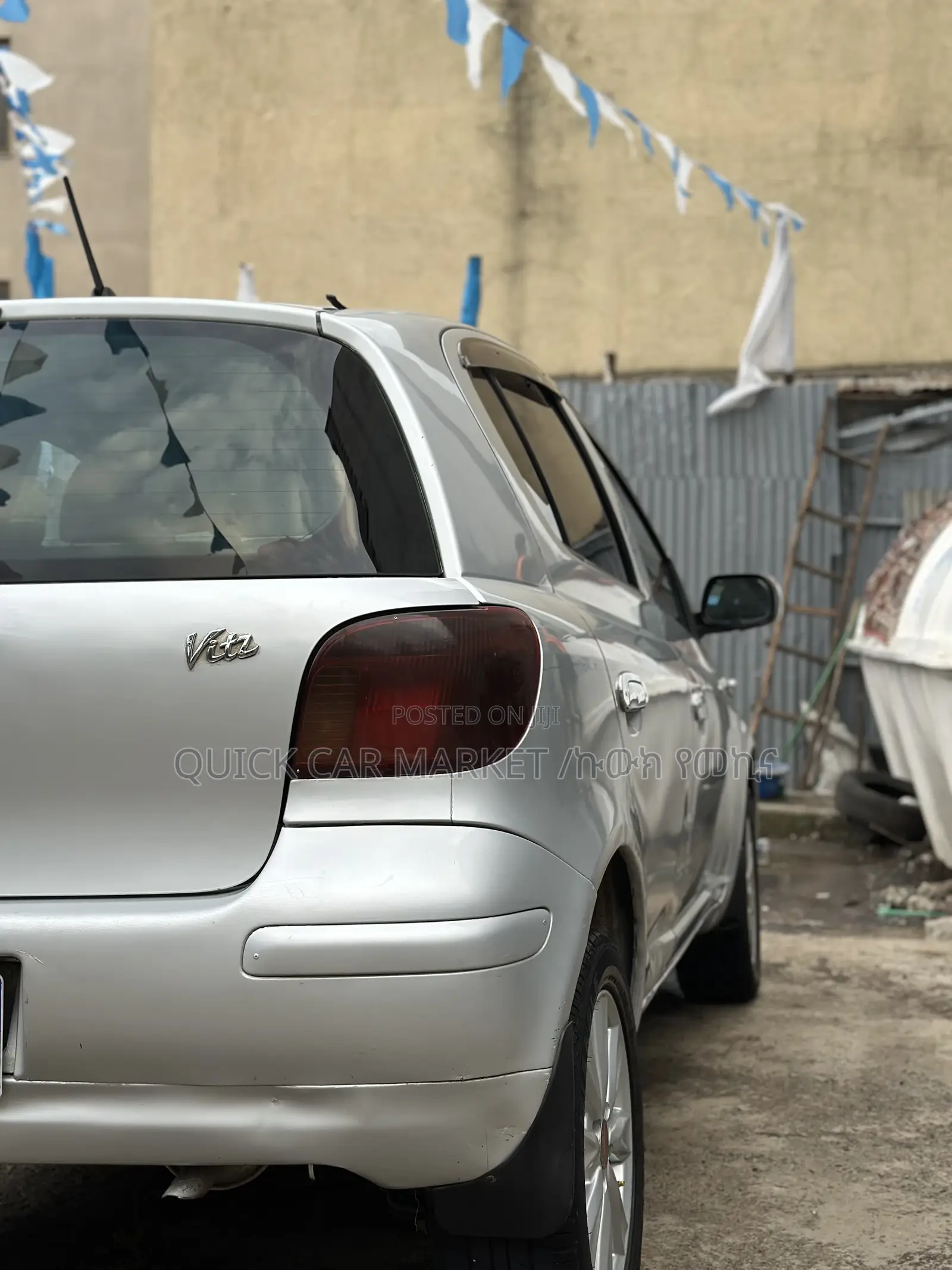 Toyota Vitz 1.0 FWD 3dr 2004 Silver