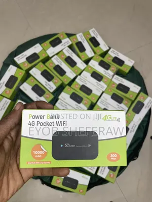 Photo - Power Bank With Wifi Pod