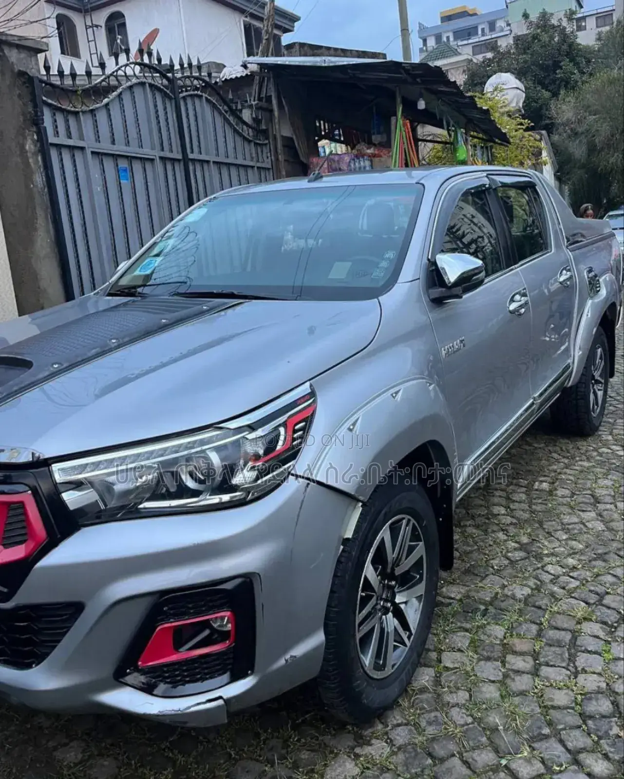 Toyota Hilux 2019 Silver
