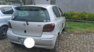 Toyota Vitz 1.3 FWD 5dr 2004 Silver