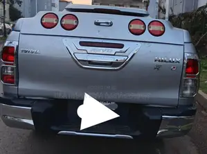 Toyota Hilux 2020 Silver