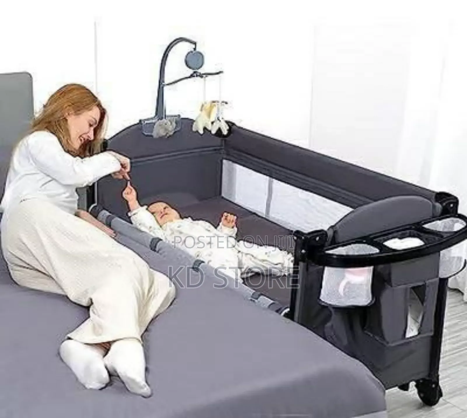 High Quality Foldable Multifunctional Baby Bed