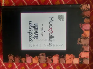 Photo - Mocmallure Ultimate Highlighter, Eyeshadow, Blusher