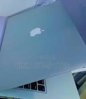 New Laptop Apple MacBook Air 2013 4GB Intel Core I5 SSD 128GB