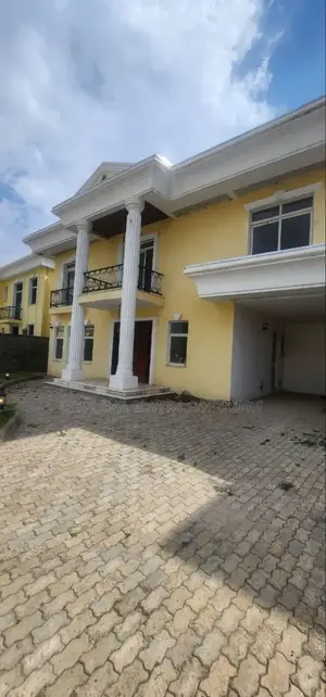 Photo - Furnished 6bdrm House in ሲሲድ ሪልስተት ግብ ውስጥ, Oromia-Finfinne for sale