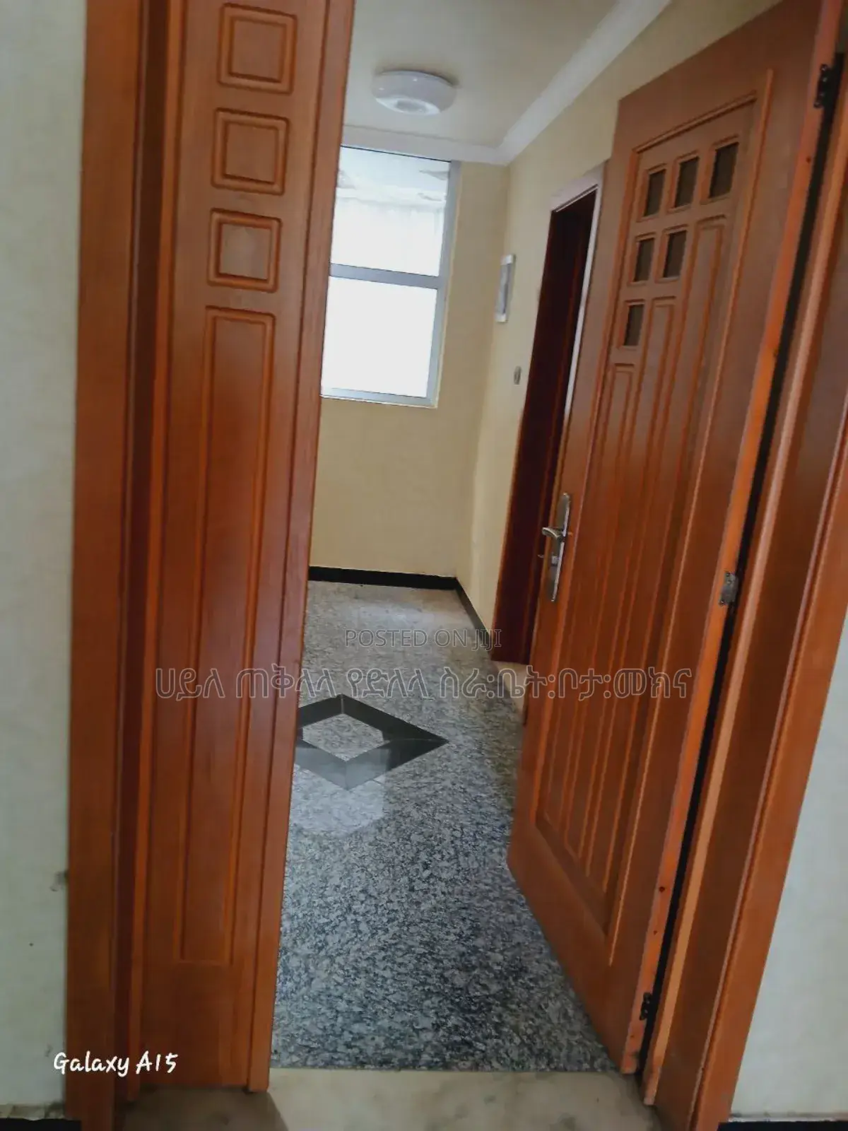 Furnished 6bdrm Townhouse/Terrace in አያት አካባቢ ኮሚፋውንድ ግብ, Yeka for sale