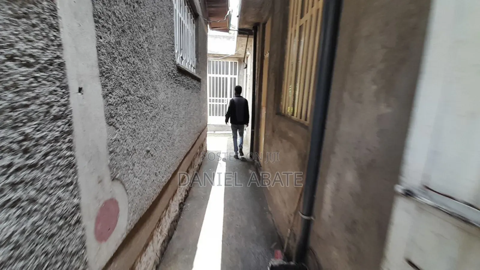 Furnished 6bdrm Villa in Ferdaz General, Bole for sale