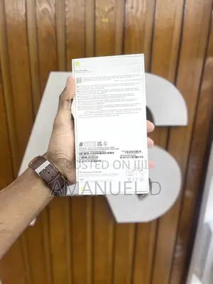 New Apple iPhone 16 Pro Max 256 GB Black