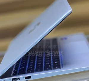 New Laptop HP ProBook 440 16GB Intel Core I7 SSD 512GB