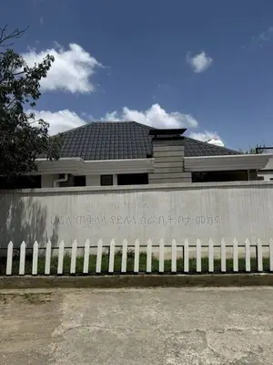 Furnished 4bdrm Villa in Ayat Zone, Yeka for sale