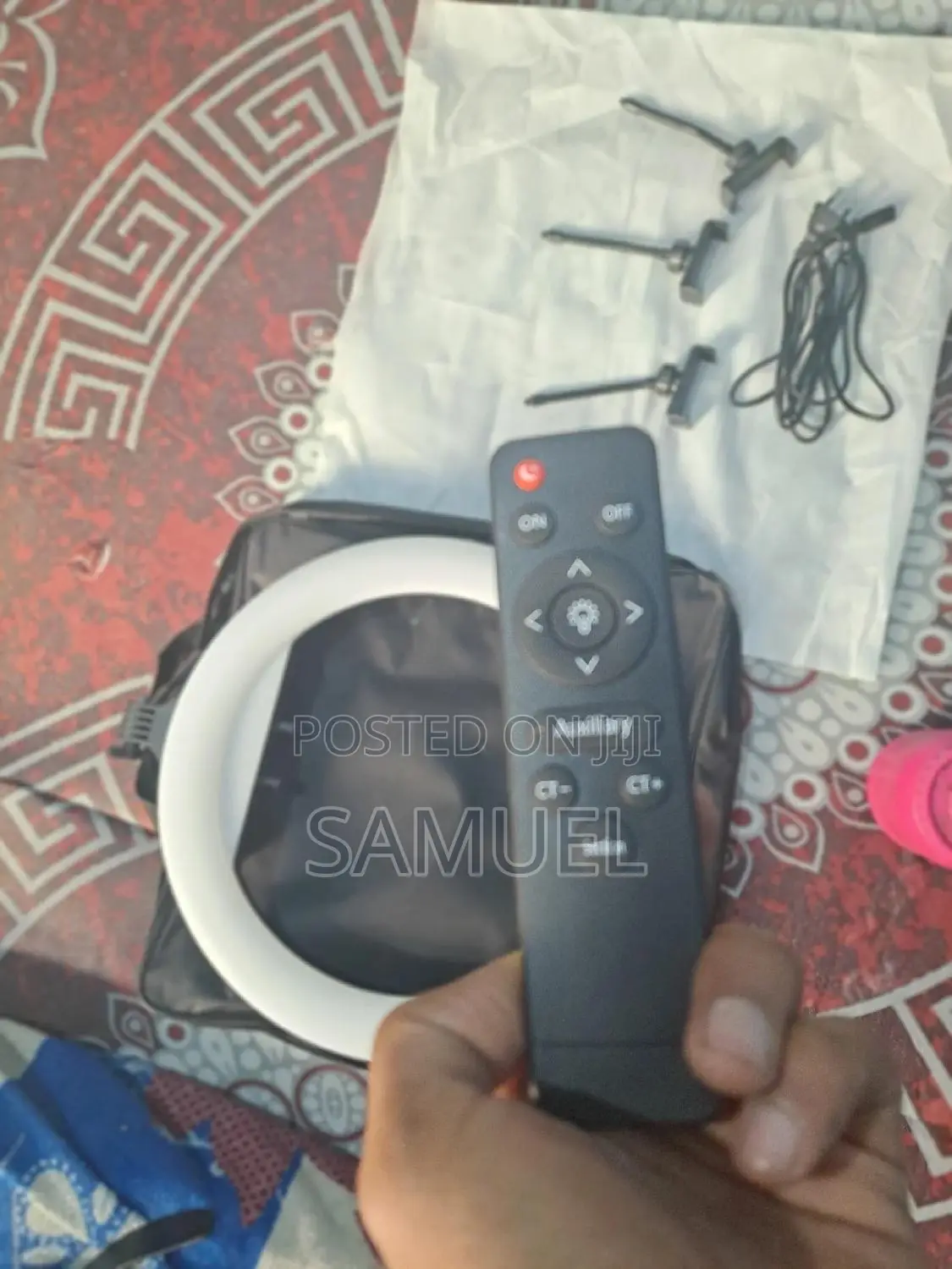 18” Ring Light + Carry Bag + With 2m Adjustable Stand – New