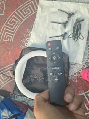 Photo - 18” Ring Light + Carry Bag + With 2m Adjustable Stand – New