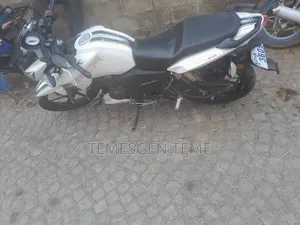 Photo - New TVS Apache 180 RTR 2021 White