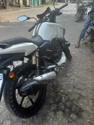 New TVS Apache 180 RTR 2021 White
