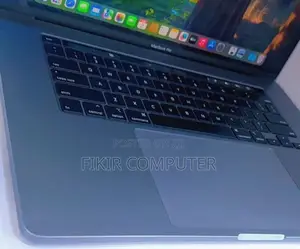 New Laptop Apple MacBook Pro 2019 32GB Intel Core I9 SSD 1T