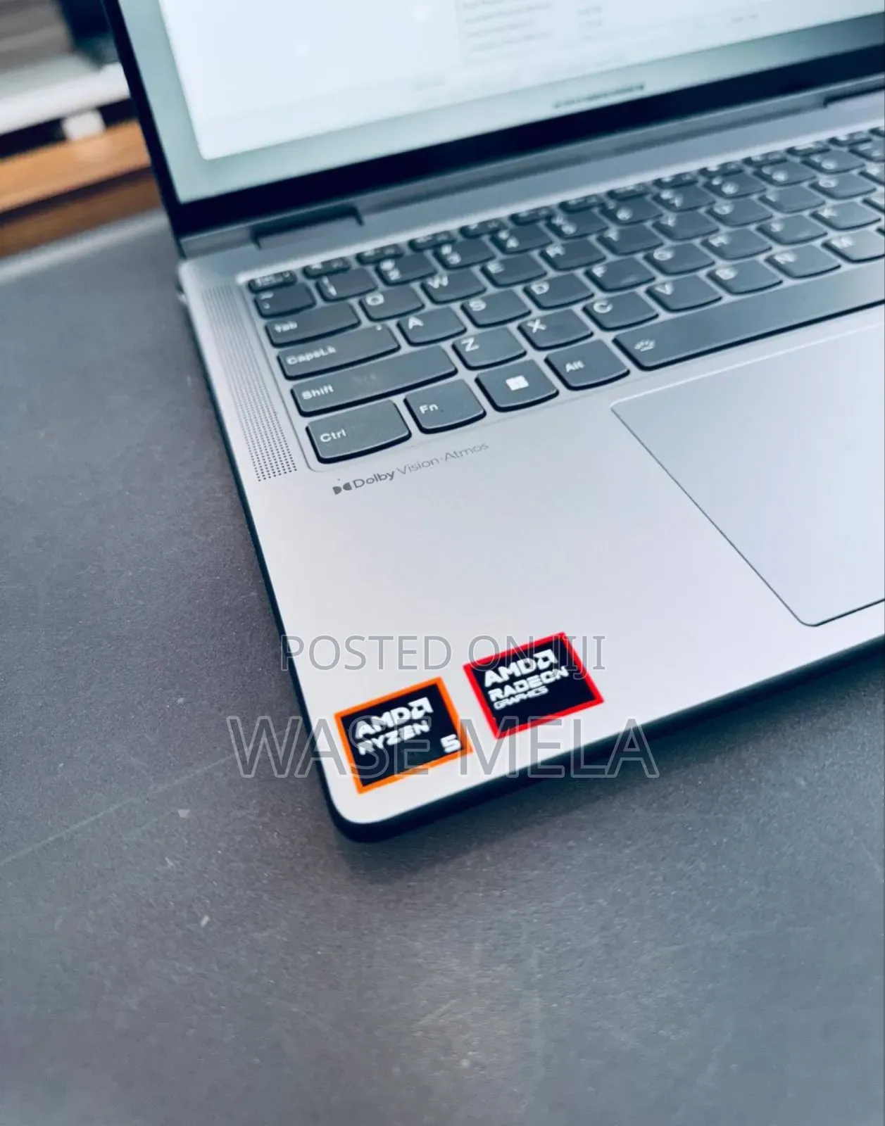 New Laptop Lenovo Yoga 7i 8GB AMD Ryzen 5 SSD 512GB