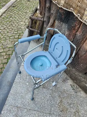 Commode Chair丸的toilet Chair Medical Foldable麴了commode Chair Almunium