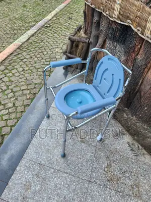 Toilet Chair丸及shower Taking Commode Chair症的poty Chair Almunium New