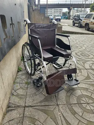 Photo - Wheelchair轟出heigh Strength Ywell Brand Famous Brand Wheelchair Popo