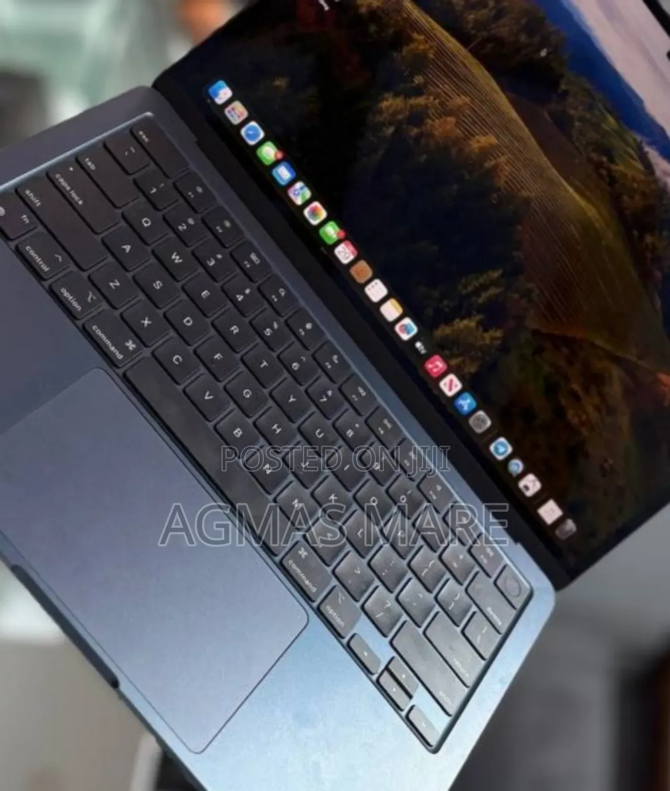 New Laptop Apple MacBook Air 2022 M2 8GB Apple M2 SSD 256GB