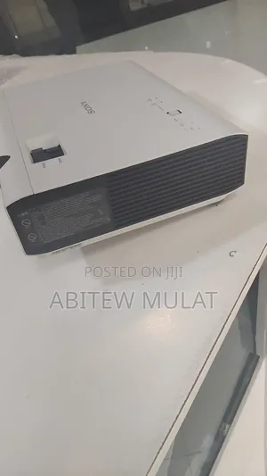 Sony Projector Dx 102