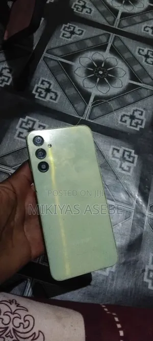 Photo - Samsung Galaxy A24 4G 128 GB Green