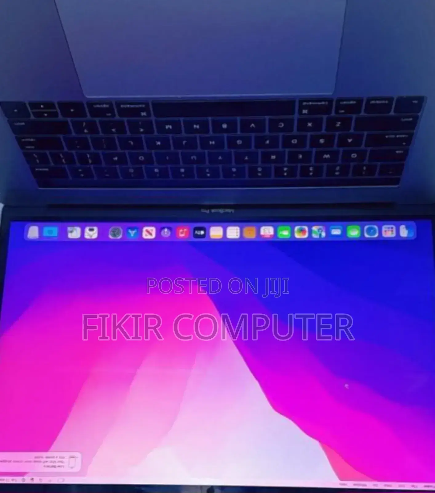 New Laptop Apple MacBook Pro 2017 16GB Intel Core i7 SSD 512GB