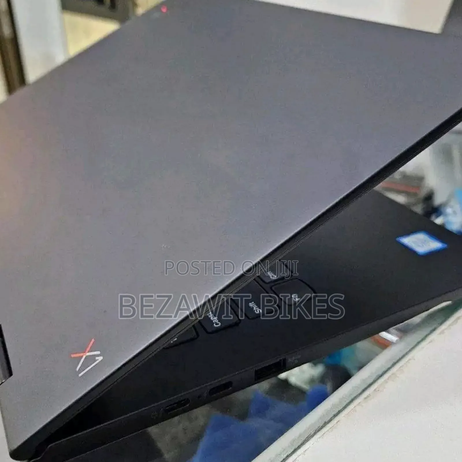 New Laptop Lenovo Thinkpad X1 Yoga 16GB Intel Core I7 SSD 512GB