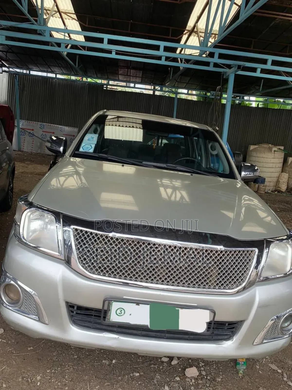 Toyota Hilux 2013 Silver