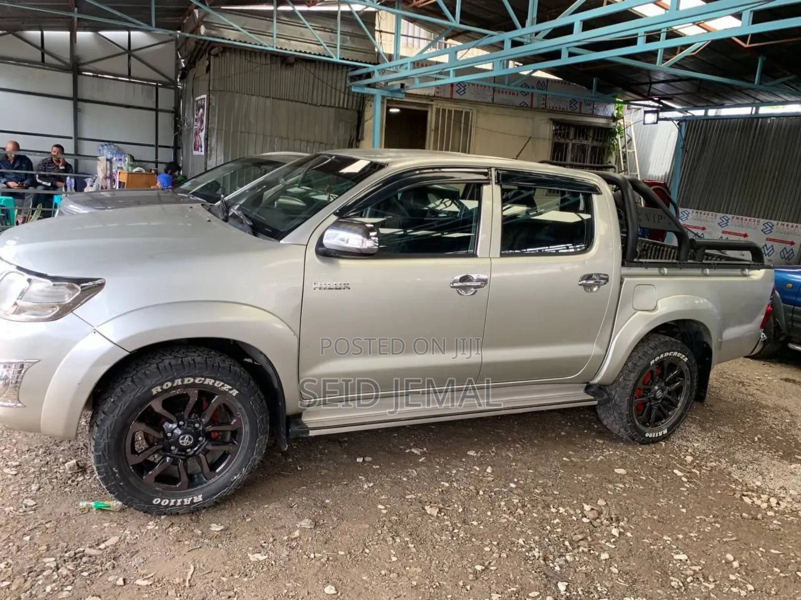 Toyota Hilux 2013 Silver