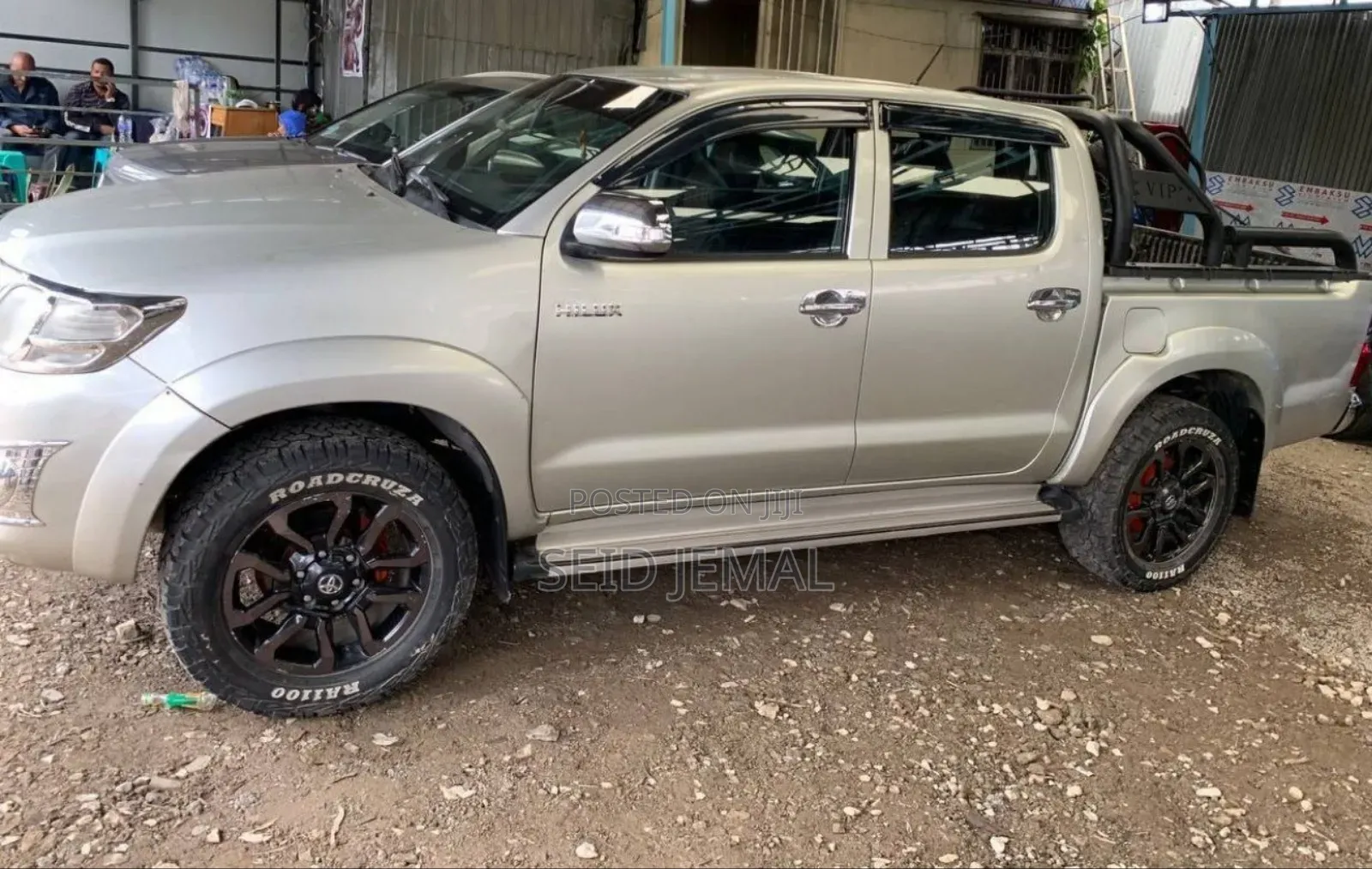 Toyota Hilux 2013 Silver