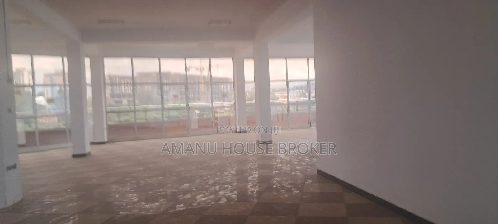 Office for Rent in Olopia Area 150sqm
With in Teraz