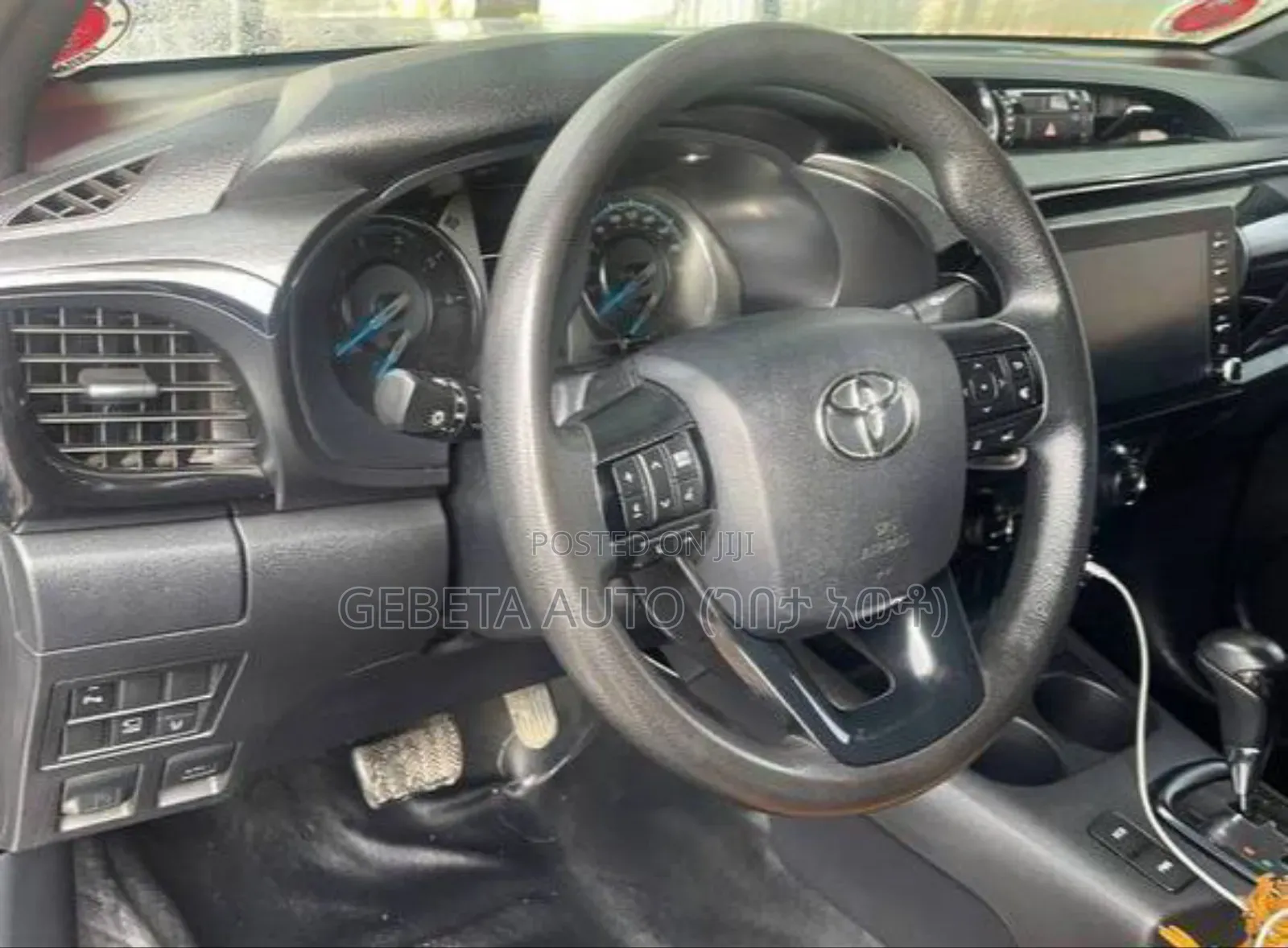 Toyota Hilux 2021 Silver