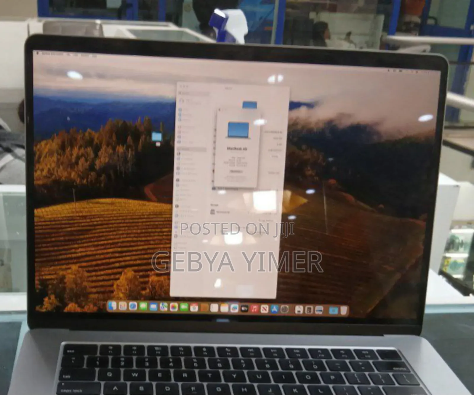 New Laptop Apple MacBook Air 2024 M3 13-Inch 8GB Apple M3 SSD 256GB