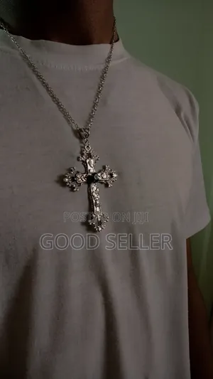 Photo - Y2k Cross Necklace