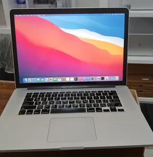 New Laptop Apple MacBook Pro 2017 16GB Intel Core I7 SSD 256GB