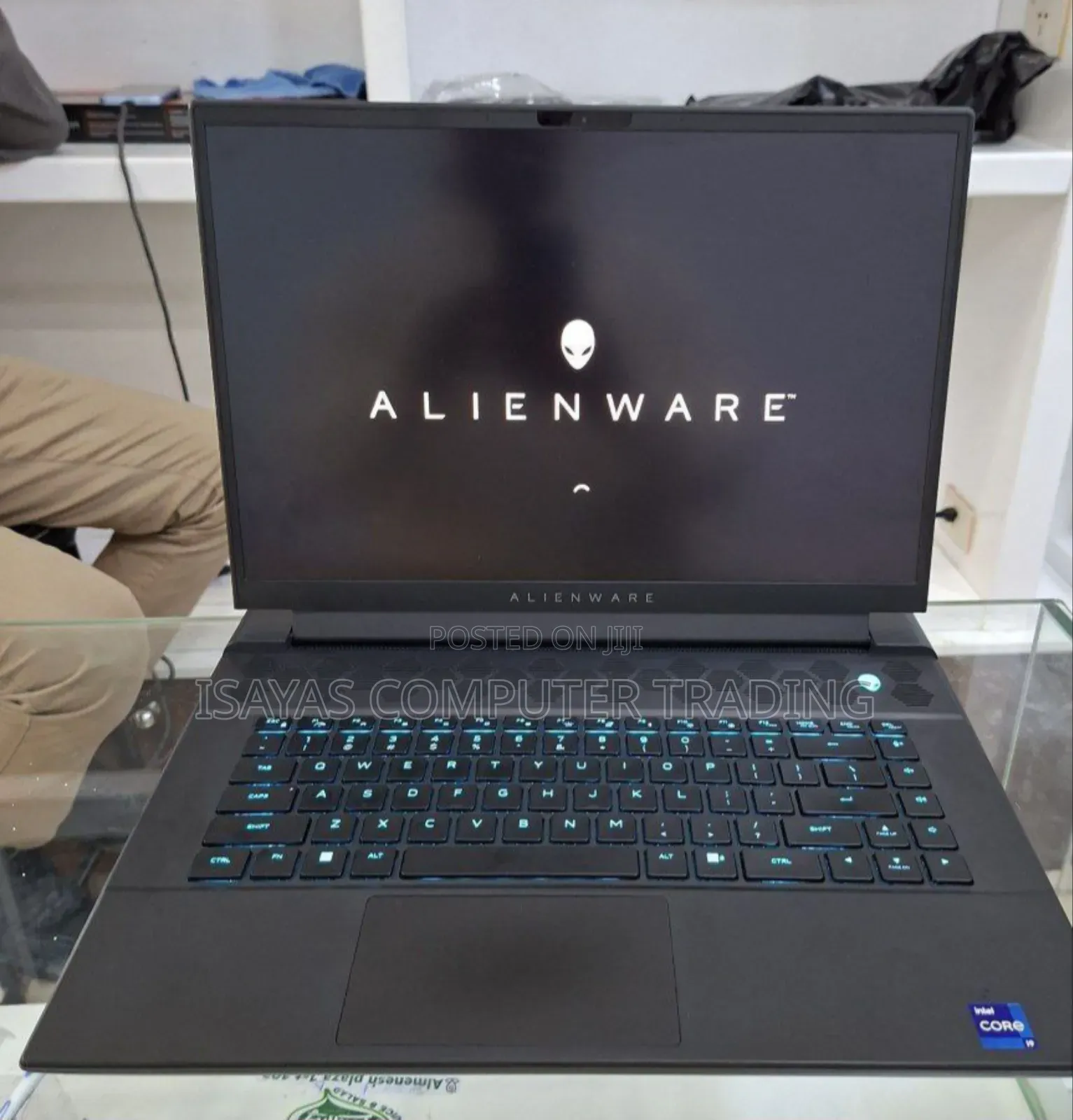 New Laptop Alienware Area-51m 16GB Intel Core I7 SSD 512GB